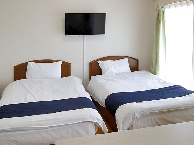 Wide Twin Room